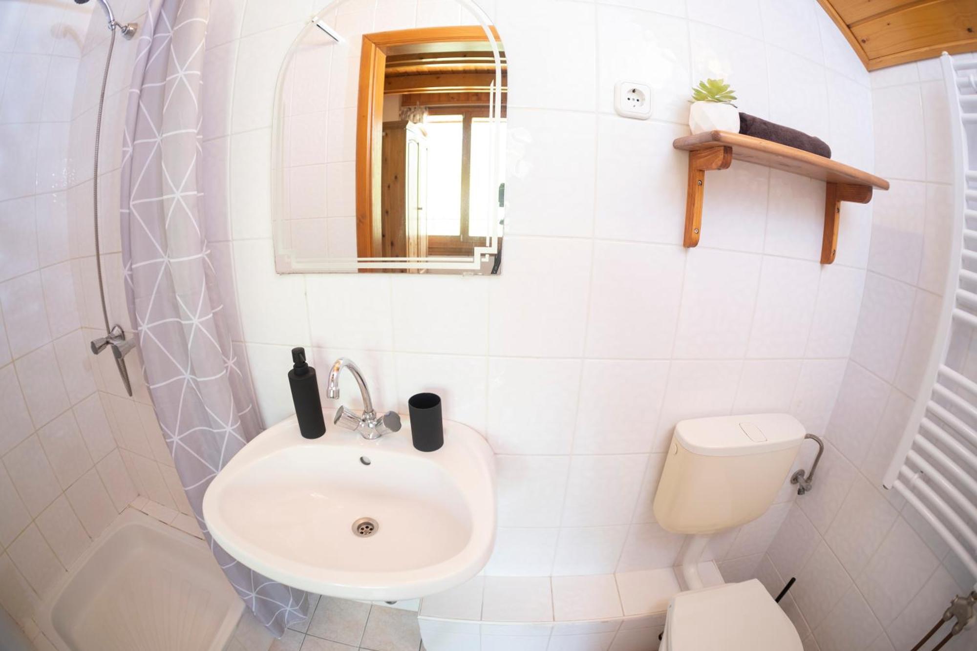 Vicze Apartmanhaz Siofok Room photo