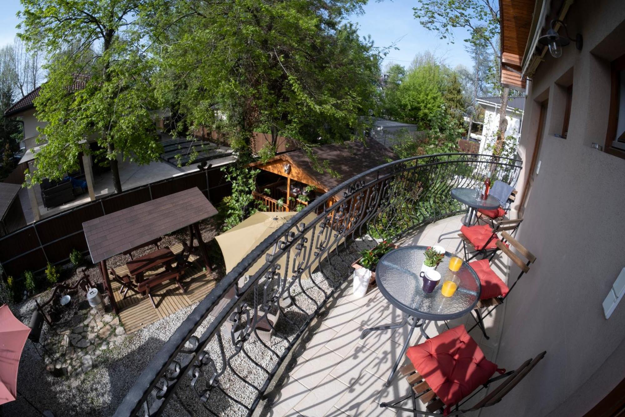Vicze Apartmanhaz Siofok Exterior photo