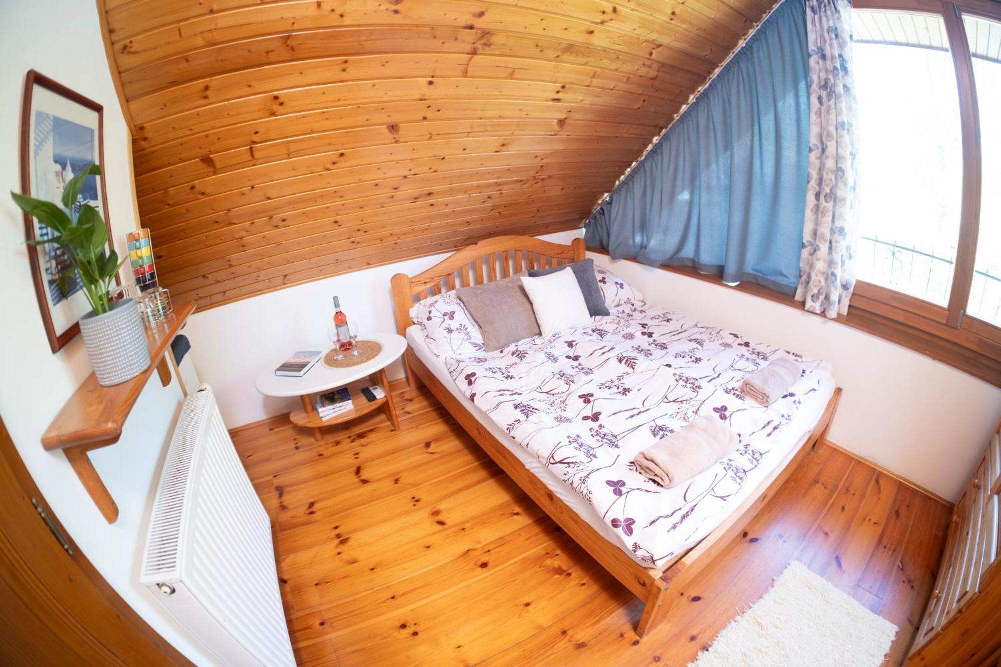 Vicze Apartmanhaz Siofok Exterior photo