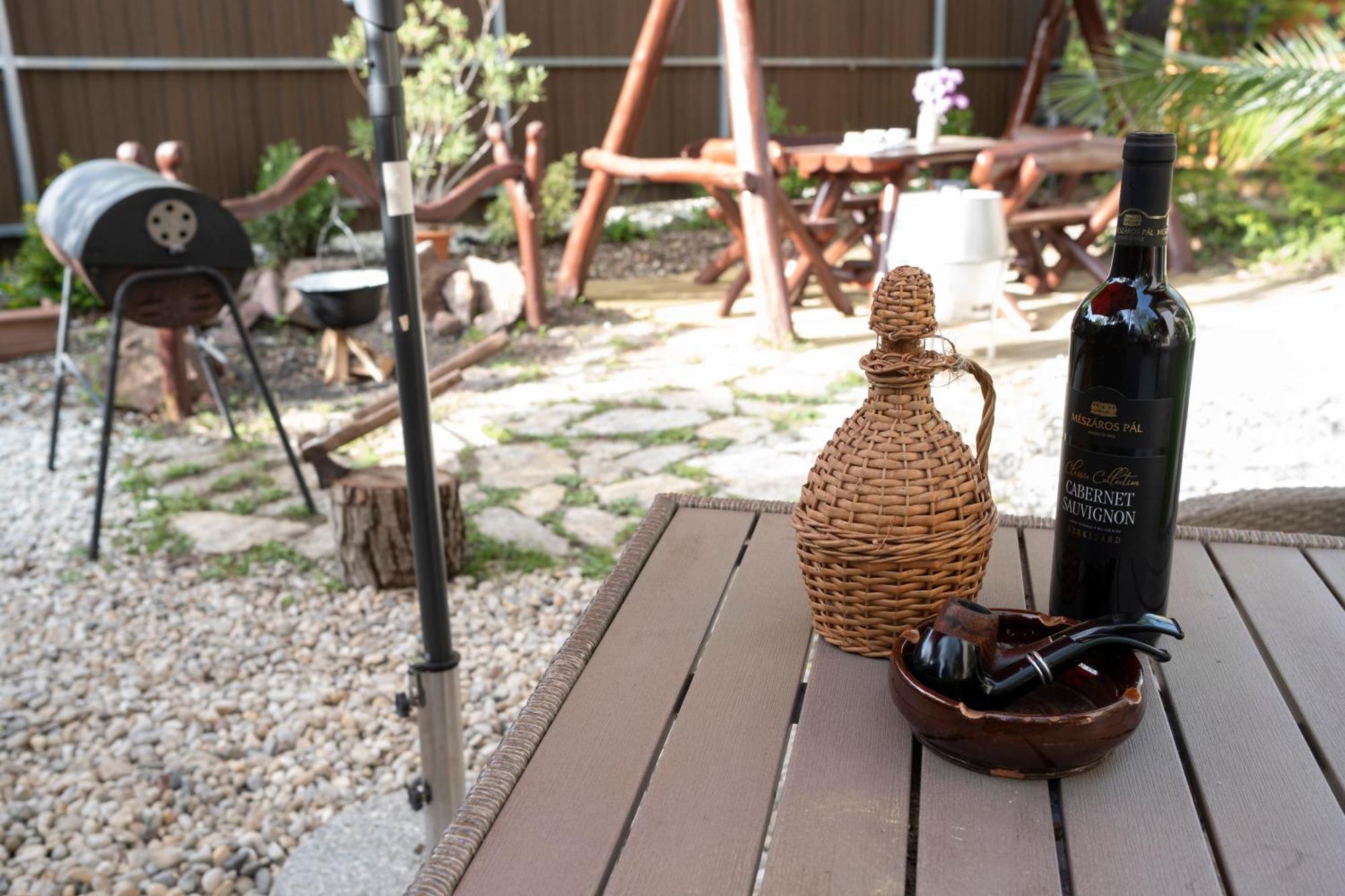 Vicze Apartmanhaz Siofok Exterior photo